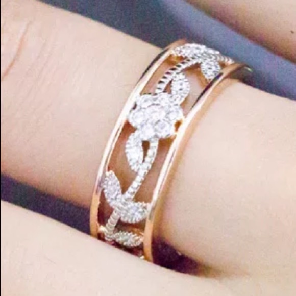 New Rose Gold Rose Flower Diamond Ring - Picture 5 of 5